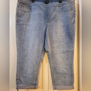 Westbound Woman plus size crop pull on cuffed jeans capris NWOT. 22W